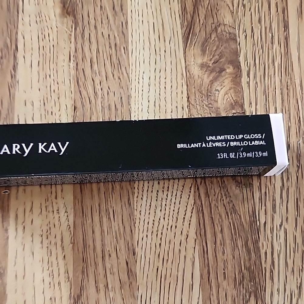 Mary Kay Brand New Lip Gloss